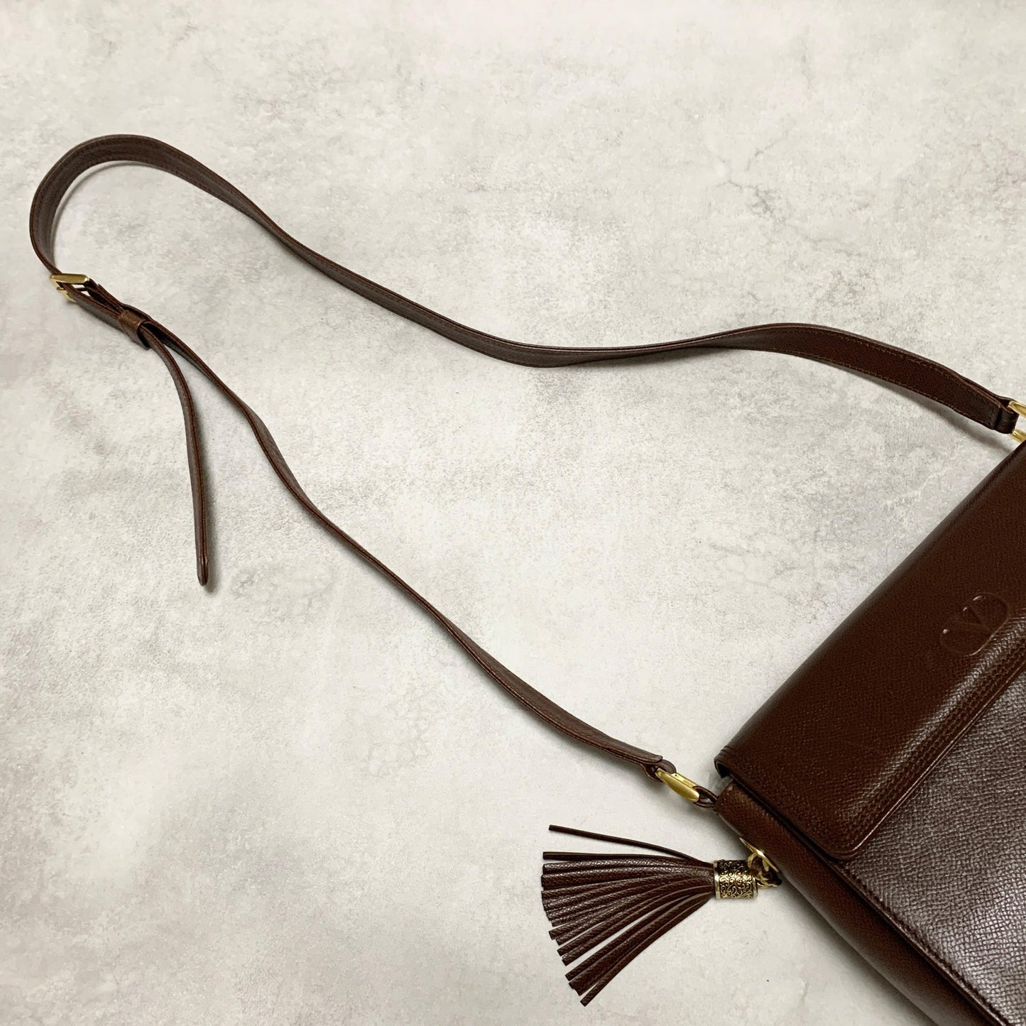 Valentino Garavani Bag Tassel Logo Shoulder Purse Leather Brown Gold Authentic