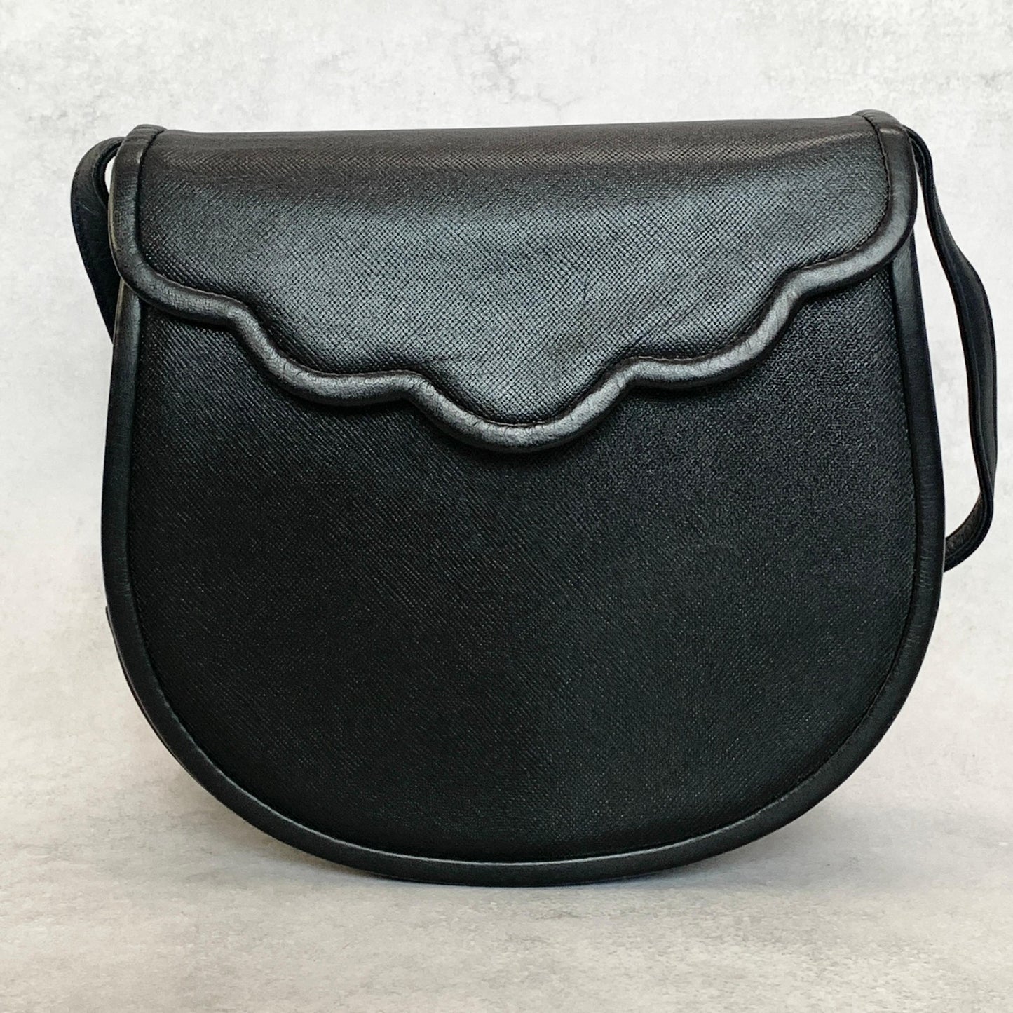 Saint Laurent Bag YSL Shoulder Purse  		Leather Black Gold Vintage Authentic