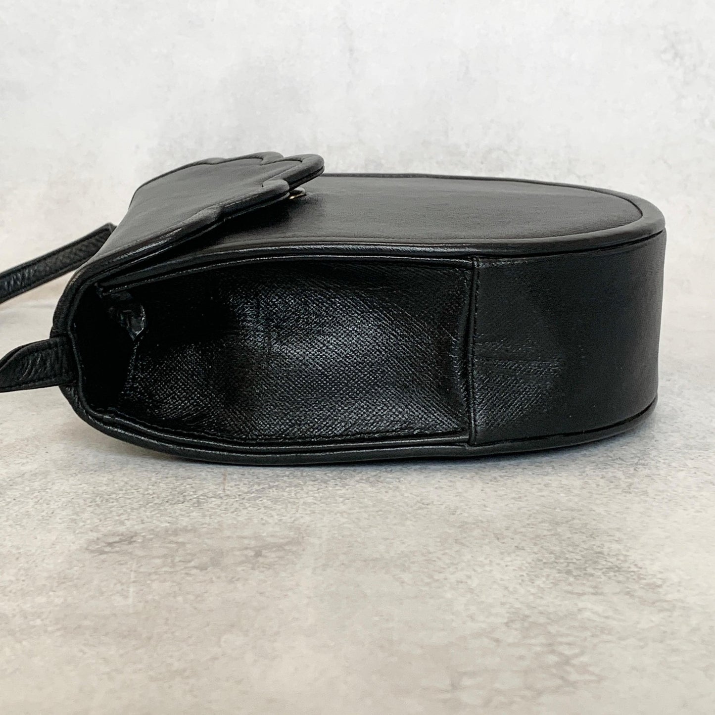 Saint Laurent Bag YSL Shoulder Purse  		Leather Black Gold Vintage Authentic