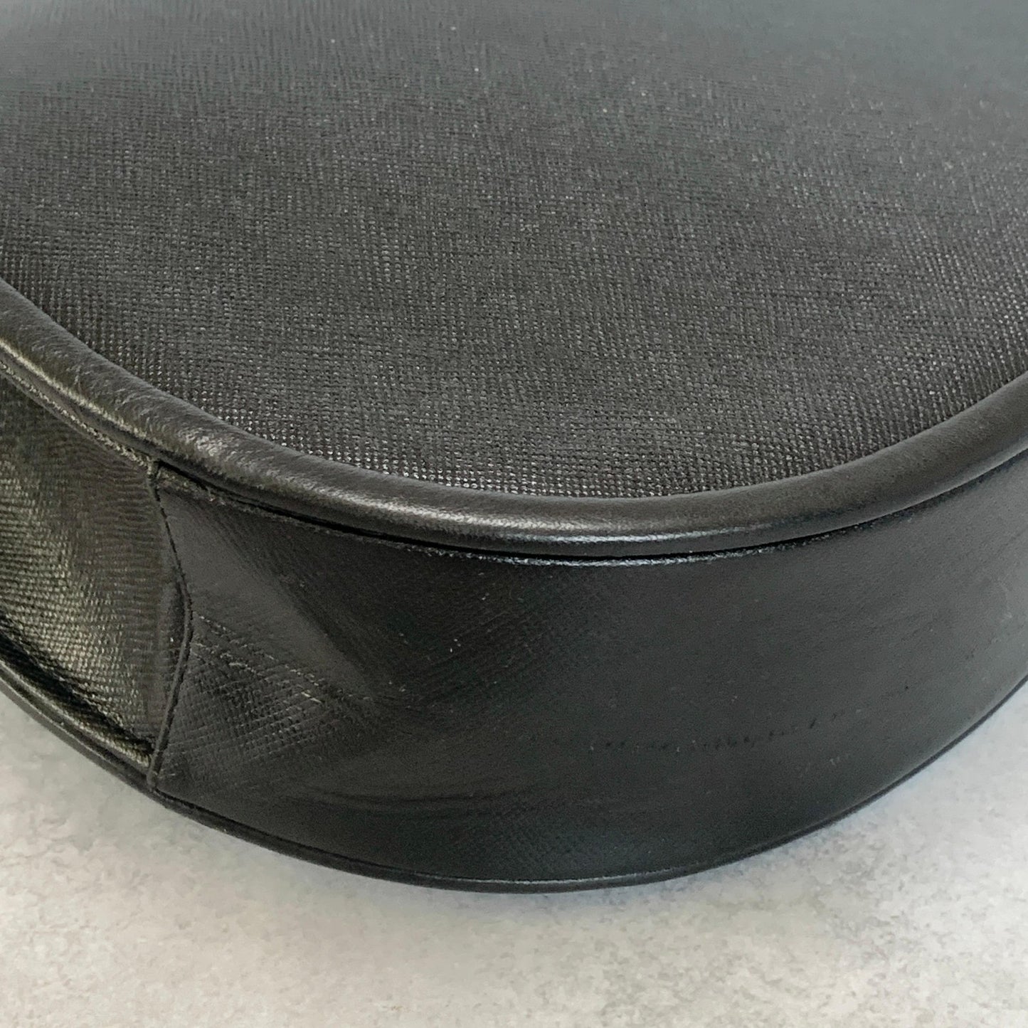 Saint Laurent Bag YSL Shoulder Purse  		Leather Black Gold Vintage Authentic