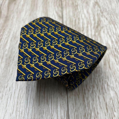 GUCCI Necktie Tie All over chain pattern Navy 100% Silk Geometric Made in Italy