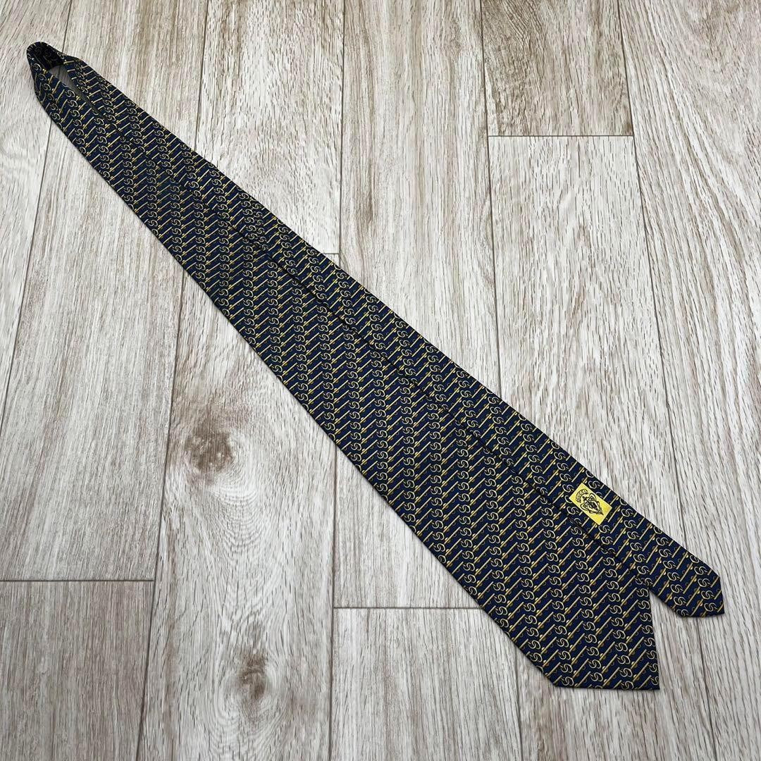 GUCCI Necktie Tie All over chain pattern Navy 100% Silk Geometric Made in Italy
