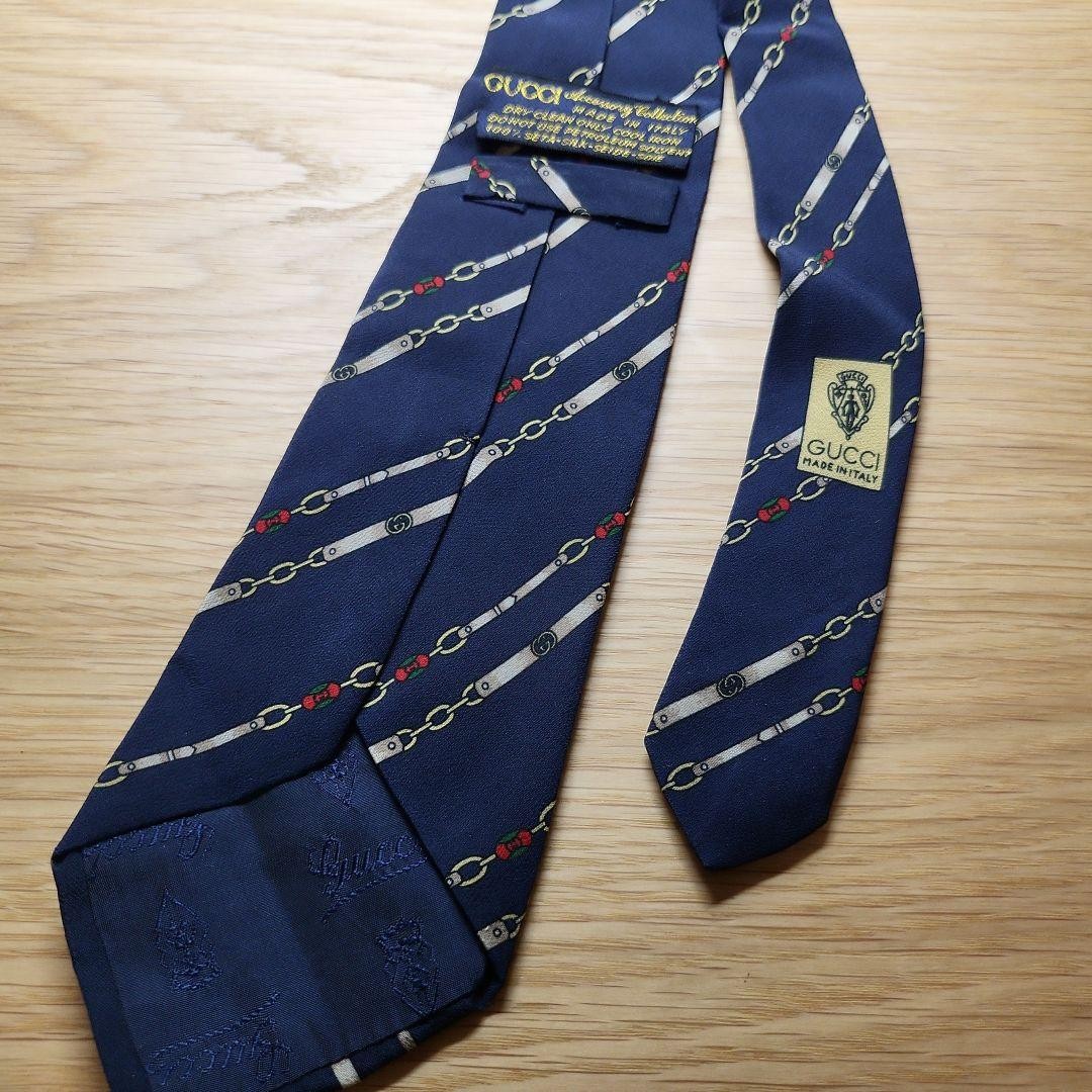 GUCCI Necktie Tie Regimental chain All over Striped pattern Navy 100% Silk Used