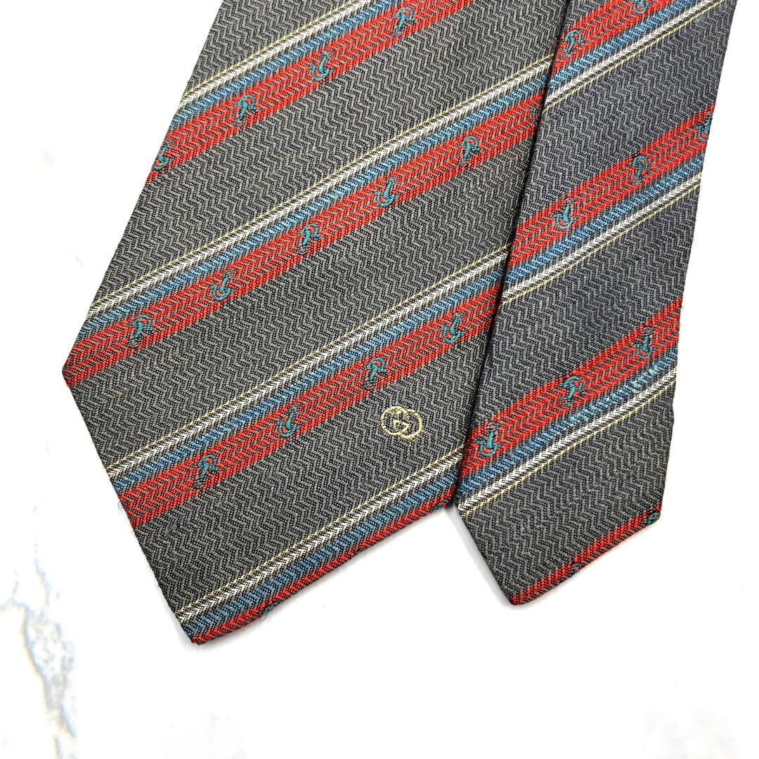 GUCCI Necktie Tie All over Striped pattern Gray Made in Italy 100% Silk Men's