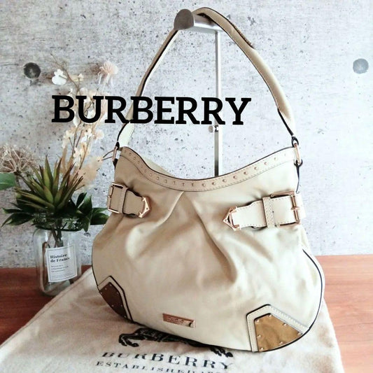 BURBERRY Shoulder Bag Purse Leather White Authentic