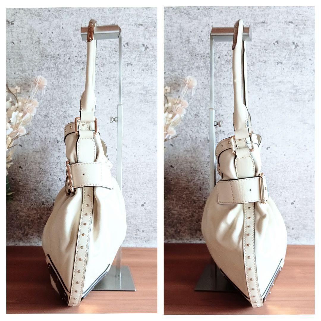 BURBERRY Shoulder Bag Purse Leather White Authentic