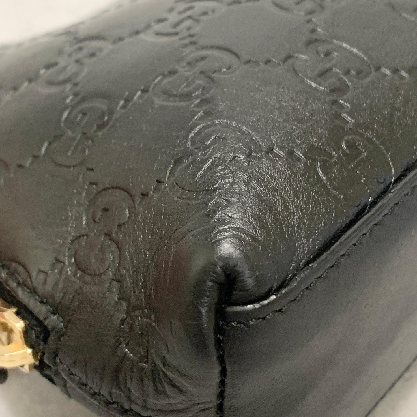 GUCCI Pouch GG  Shima Purse Cosmetic Leather Black Gold Used Authentic