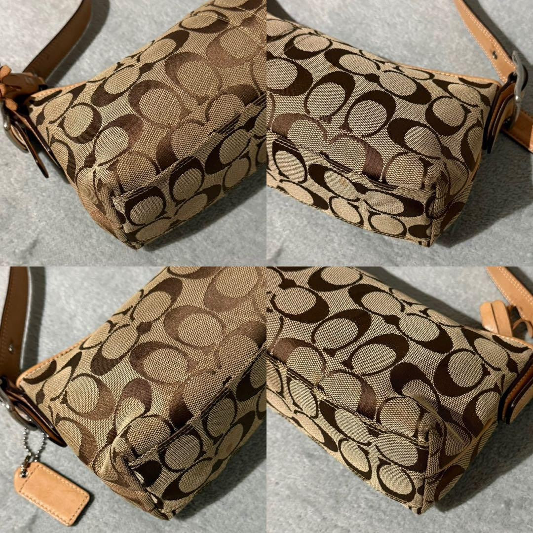 COACH Accessory Pouch Hand Bag Tote Purse Signature Leather Beige Authentic