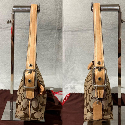 COACH Accessory Pouch Hand Bag Tote Purse Signature Leather Beige Authentic