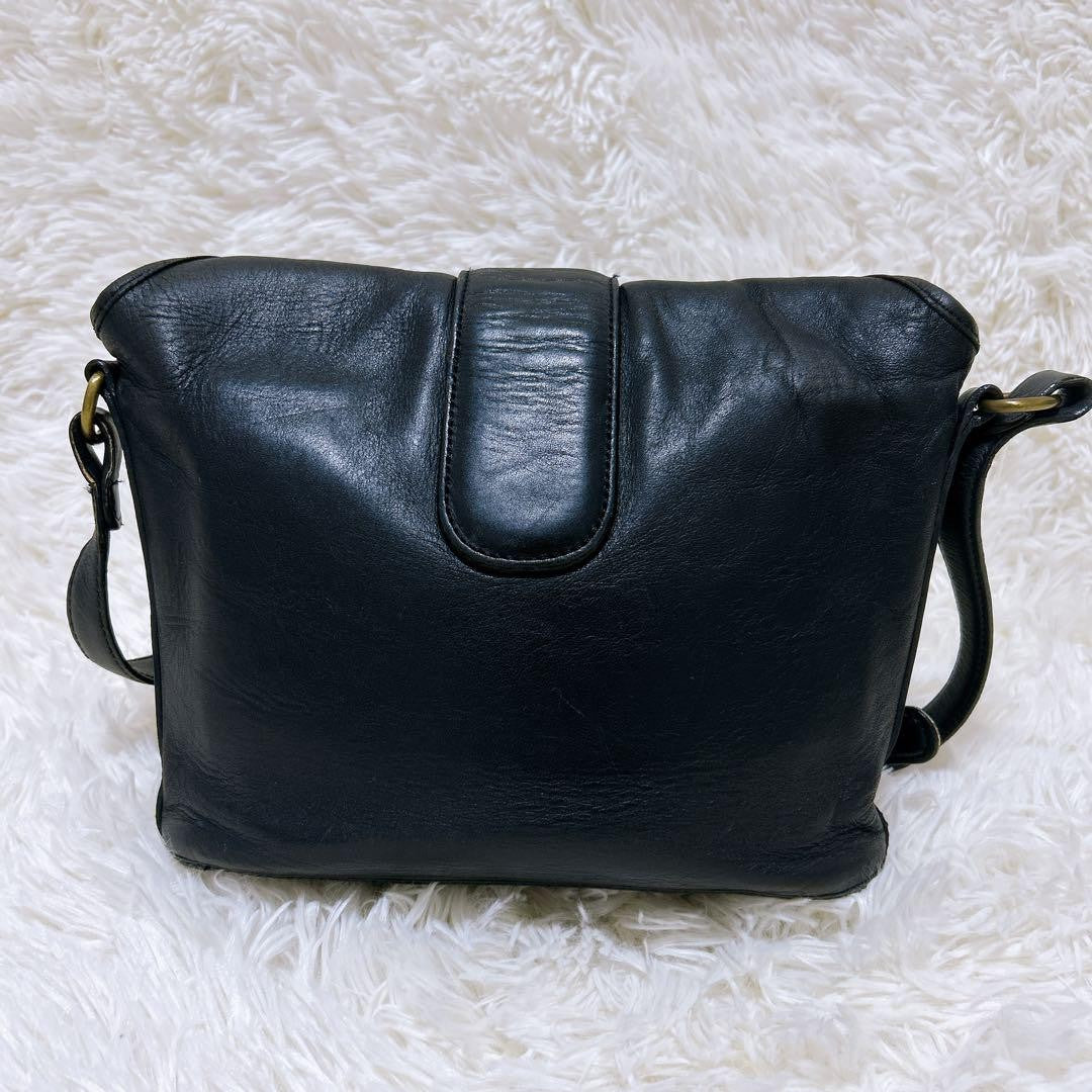 COACH Shoulder Bag Purse Turn Lock Leather Black Authentic