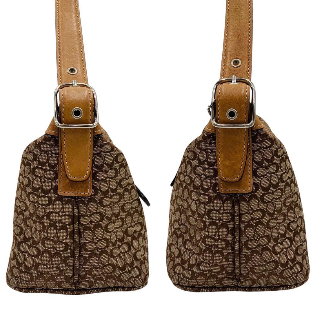 COACH Accessory Pouch Shoulder Bag Purse Signature Leather Canvas Brown Auth