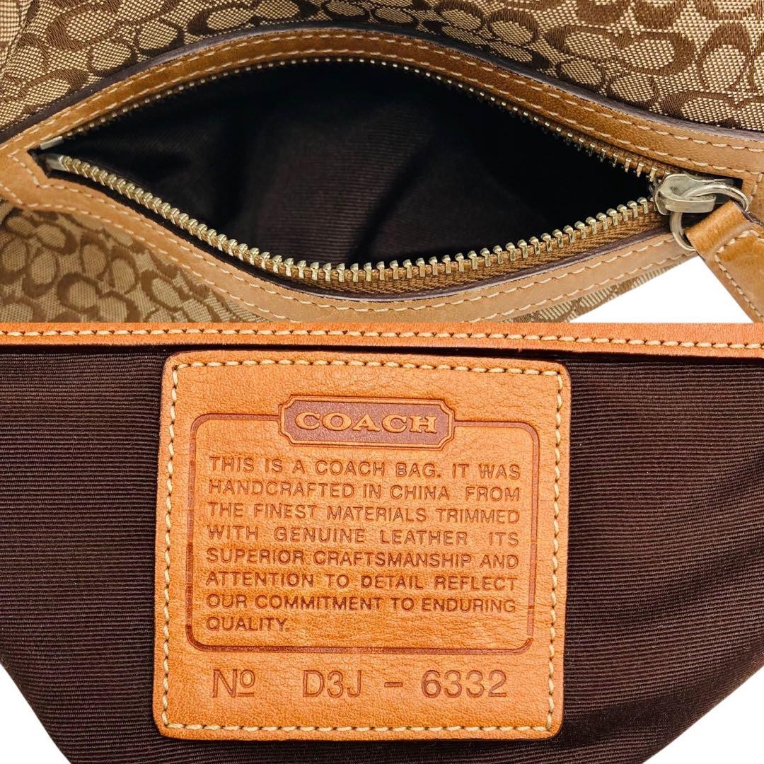 COACH Accessory Pouch Shoulder Bag Purse Signature Leather Canvas Brown Auth