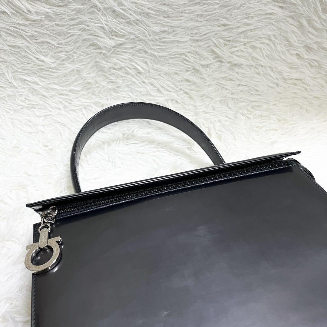 Salvatore Ferragamo Shoulder Bag Purse 2way Gancini Leather Metallic Gray