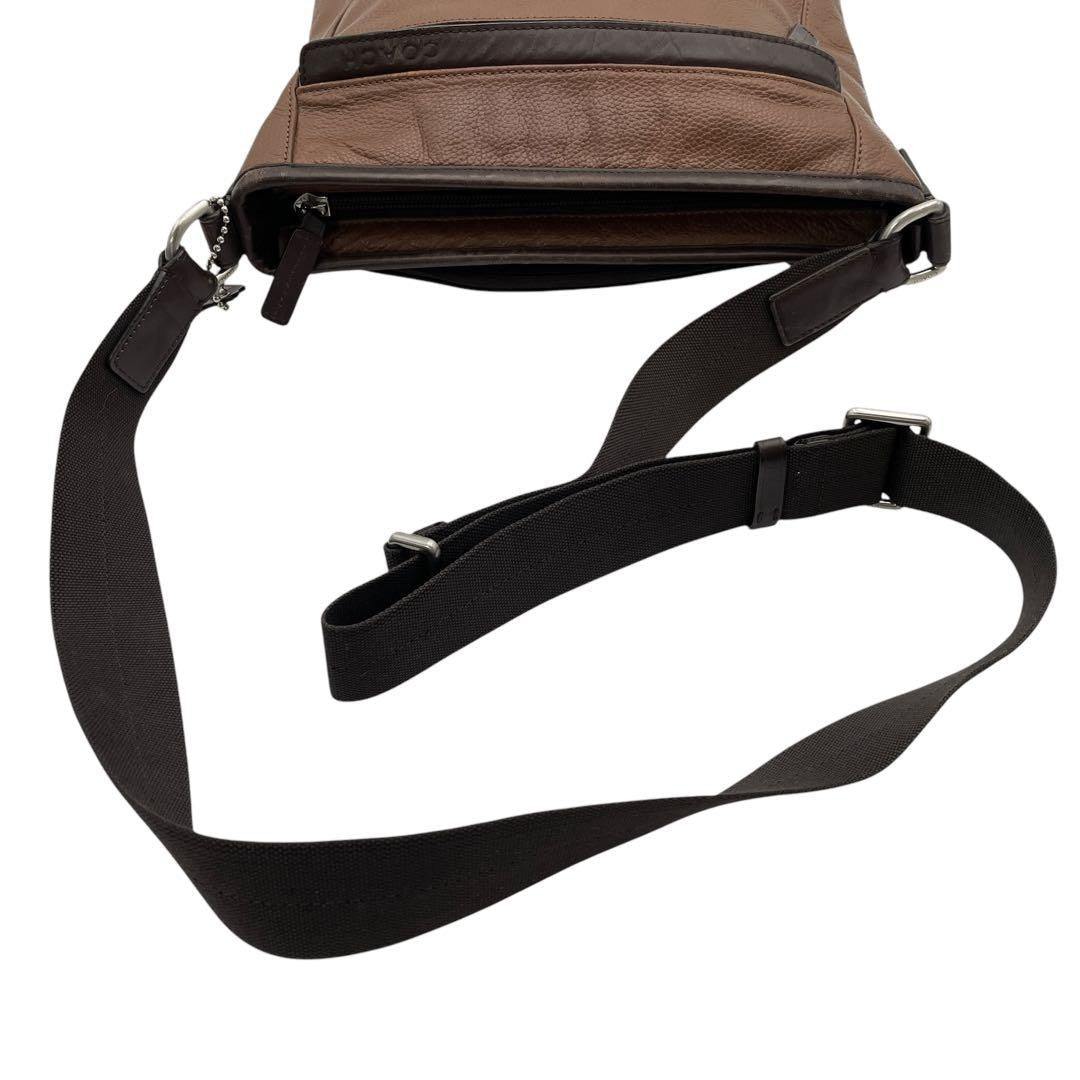 COACH Shoulder Bag Purse Leather Brown Dark Brown Authentic