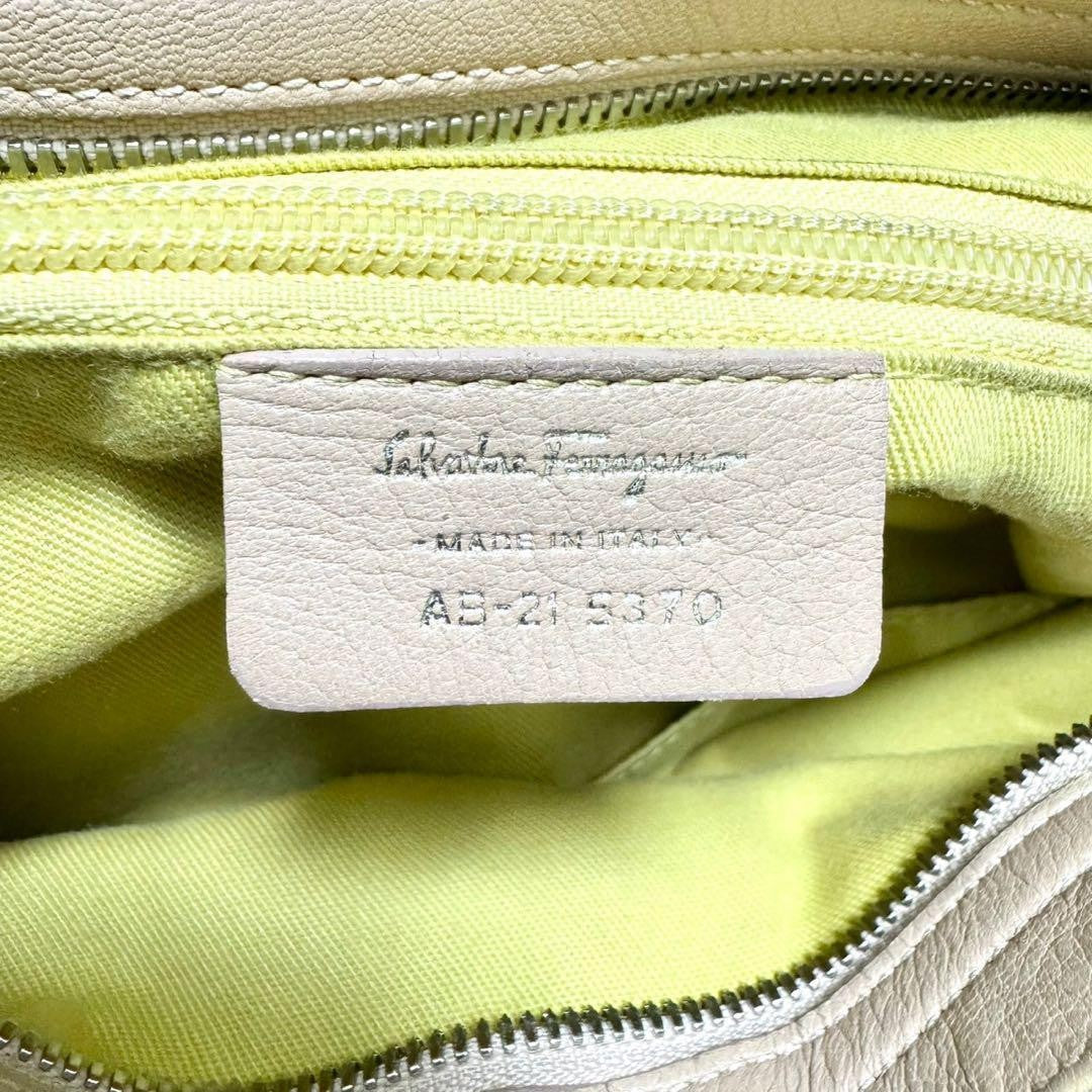 Salvatore Ferragamo Hand Bag Tote Purse Gancini Leather Pink Authentic
