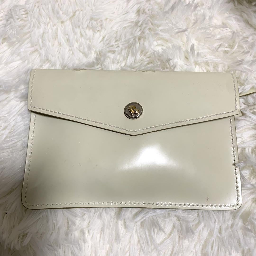 Salvatore Ferragamo Hand Bag Purse Gancini White Leather Authentic With pouch