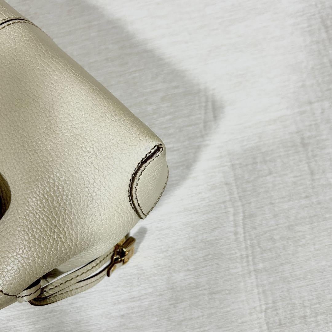 TOD'S Hand Bag Tote Purse Leather White Authentic