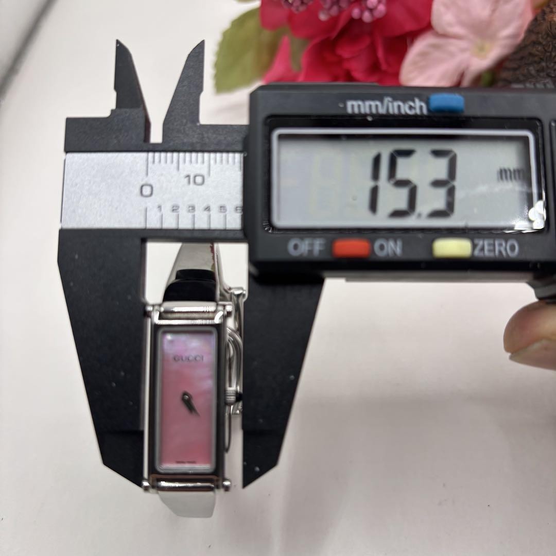 GUCCI 1500L Quartz Watch Wristwatch Silver Women's Authentic