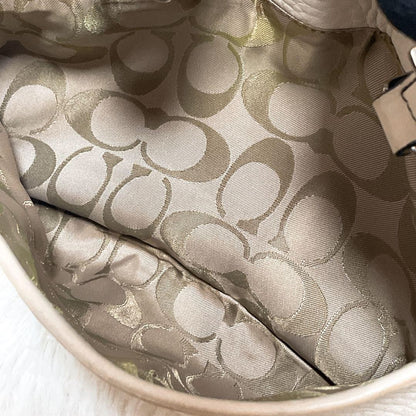 COACH Hand Bag Tote Purse Leather White Cream Authentic