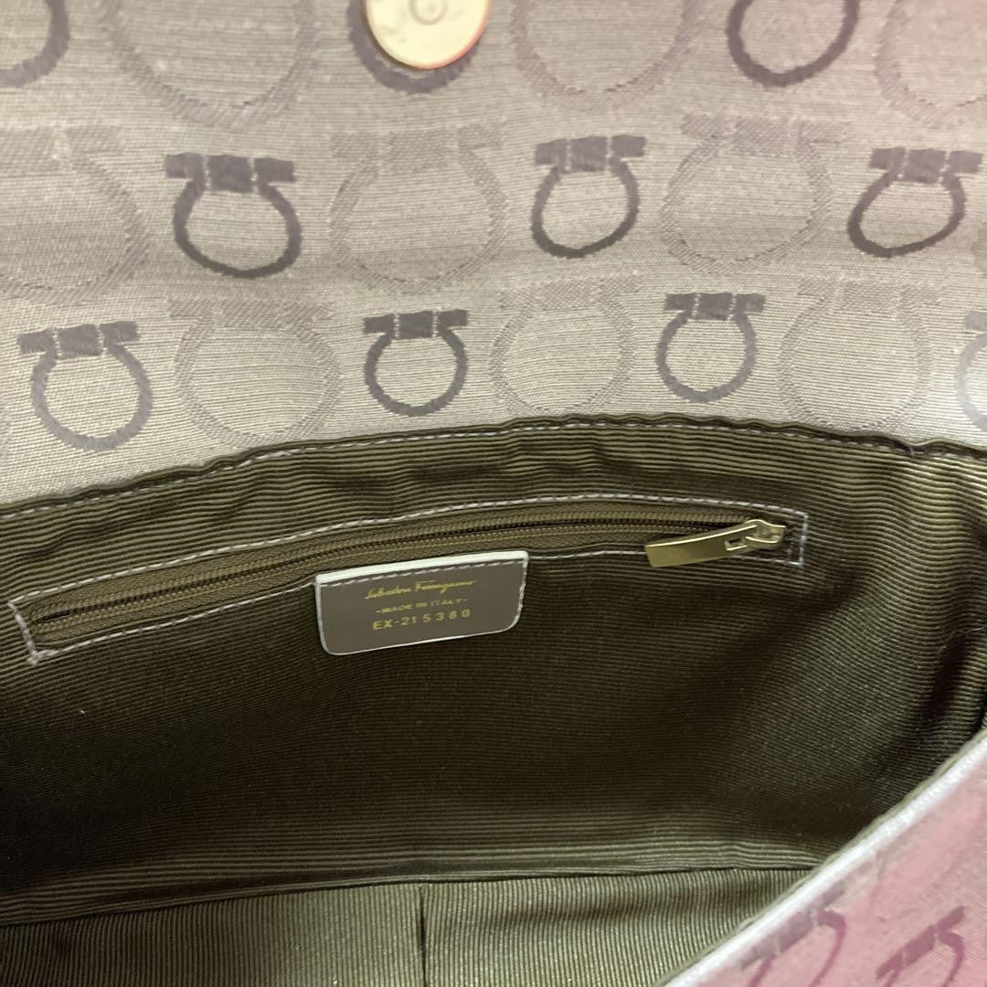 Salvatore Ferragamo shoulder bag Purse Gancini Beige Gold Canvas Authentic Used