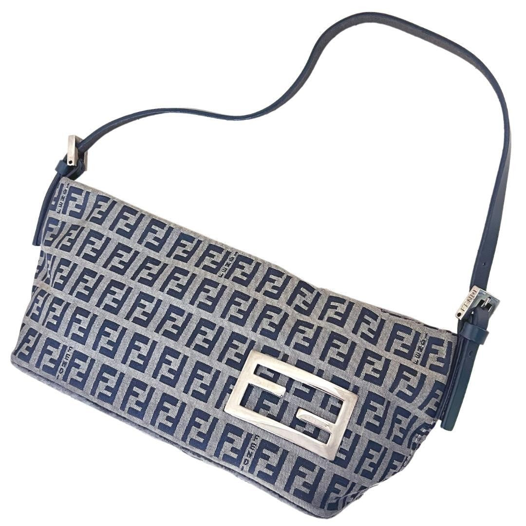 FENDI Accessory Pouch Hand Bag Tote Purse FF Zucchino Canvas Leather Navy Auth