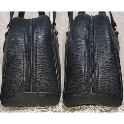 Valentino Garavani Shoulder Bag Purse Logo Leather Black Authentic