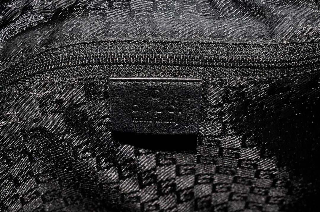 GUCCI Shoulder Bag Purse Leather Black Authentic