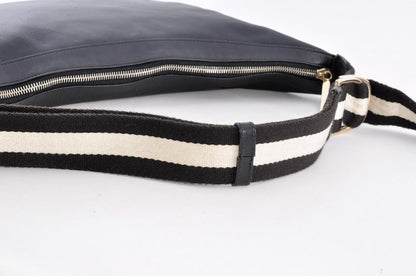 GUCCI Shoulder Bag Purse Leather Black Authentic