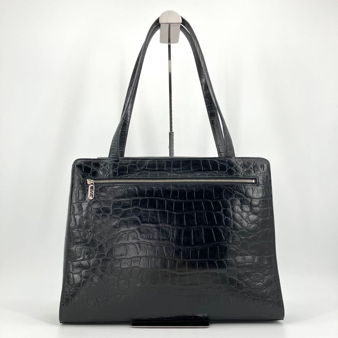 Valentino Garavani Hand Bag Tote Purse Leather Black Authentic
