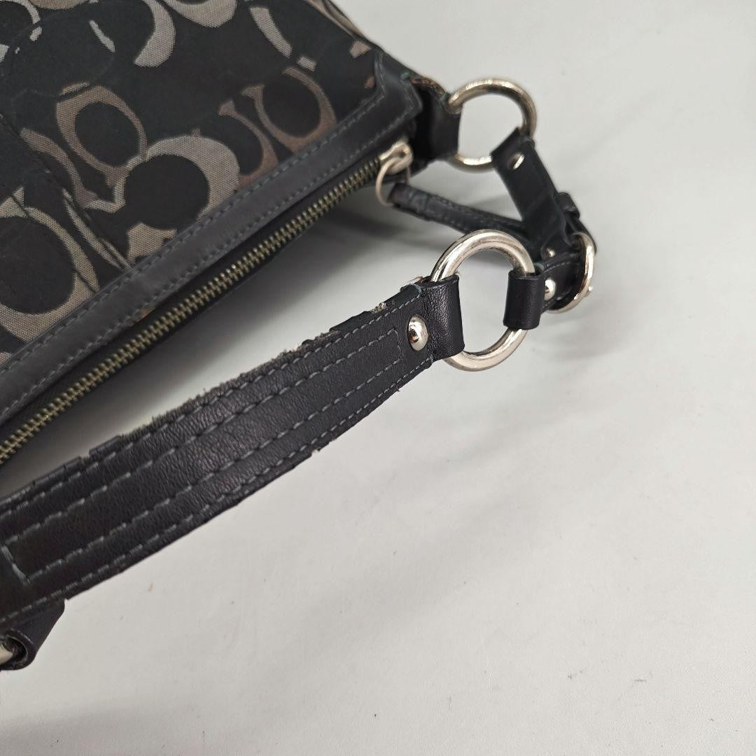 COACH Accessory Pouch Hand Bag Tote Purse Signature Black Authentic
