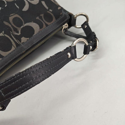 COACH Accessory Pouch Hand Bag Tote Purse Signature Black Authentic