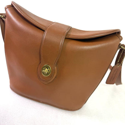 COACH Shoulder Bag Purse 9948 Turn Lock OLD Leather Brown Authentic