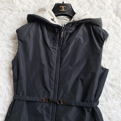 S Max Mara Down vest Jacket Asian fit S 36 US size XS Dark Gray Beige Authentic