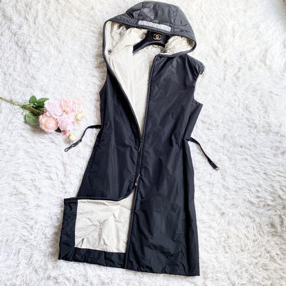 S Max Mara Down vest Jacket Asian fit S 36 US size XS Dark Gray Beige Authentic