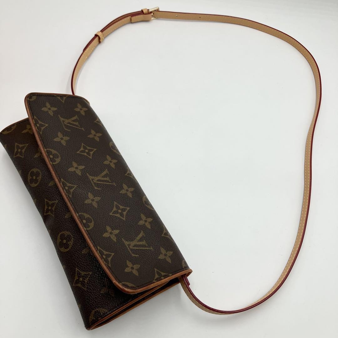 Louis Vuitton Shoulder Bag Purse Monogram PVC Leather Brown Authentic