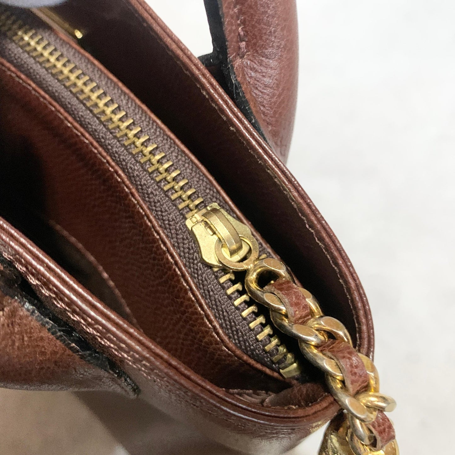 Valentino Garavani Bag Tassel Logo Hand Tote Purse Leather Brown Gold Authentic