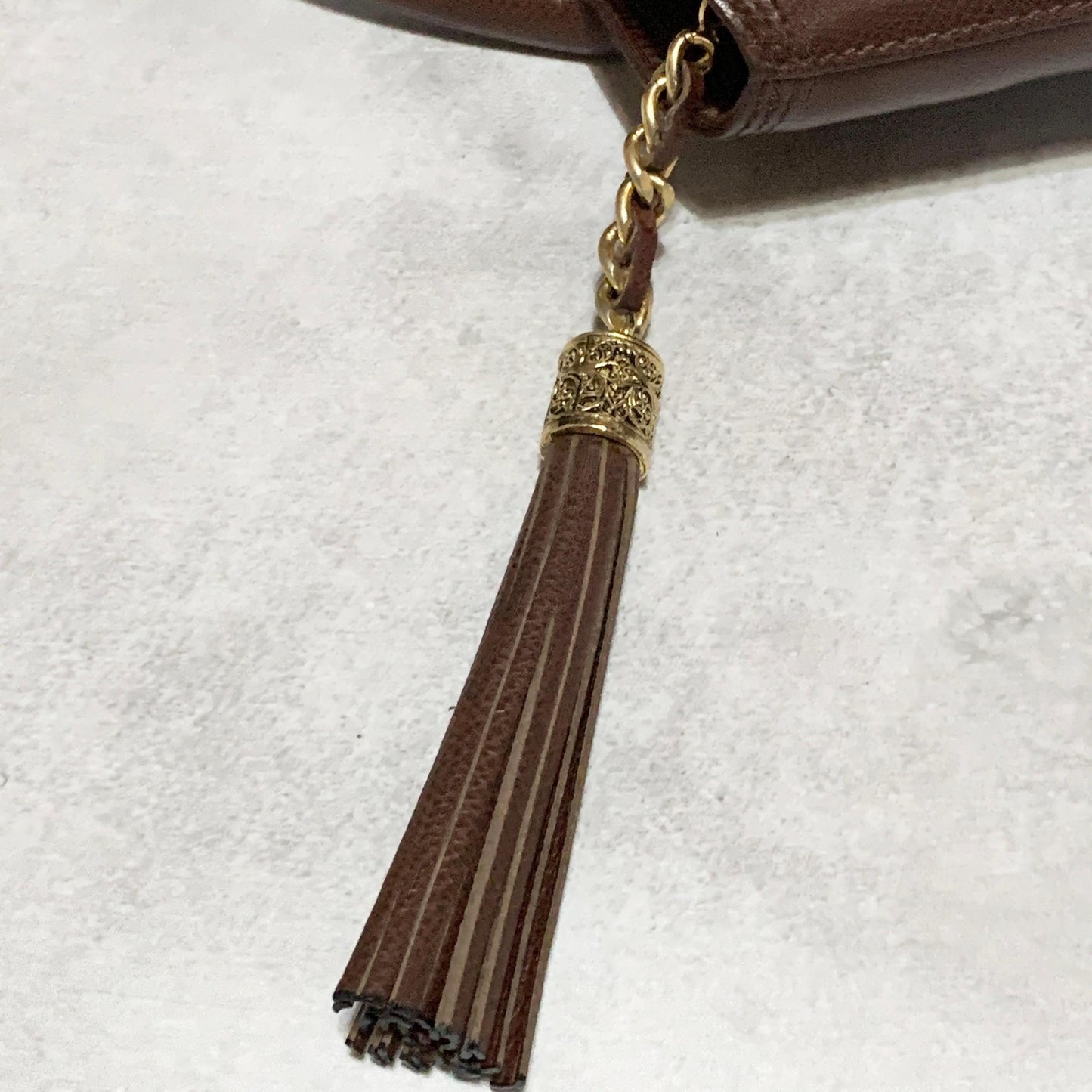 Valentino Garavani Bag Tassel Logo Hand Tote Purse Leather Brown Gold Authentic
