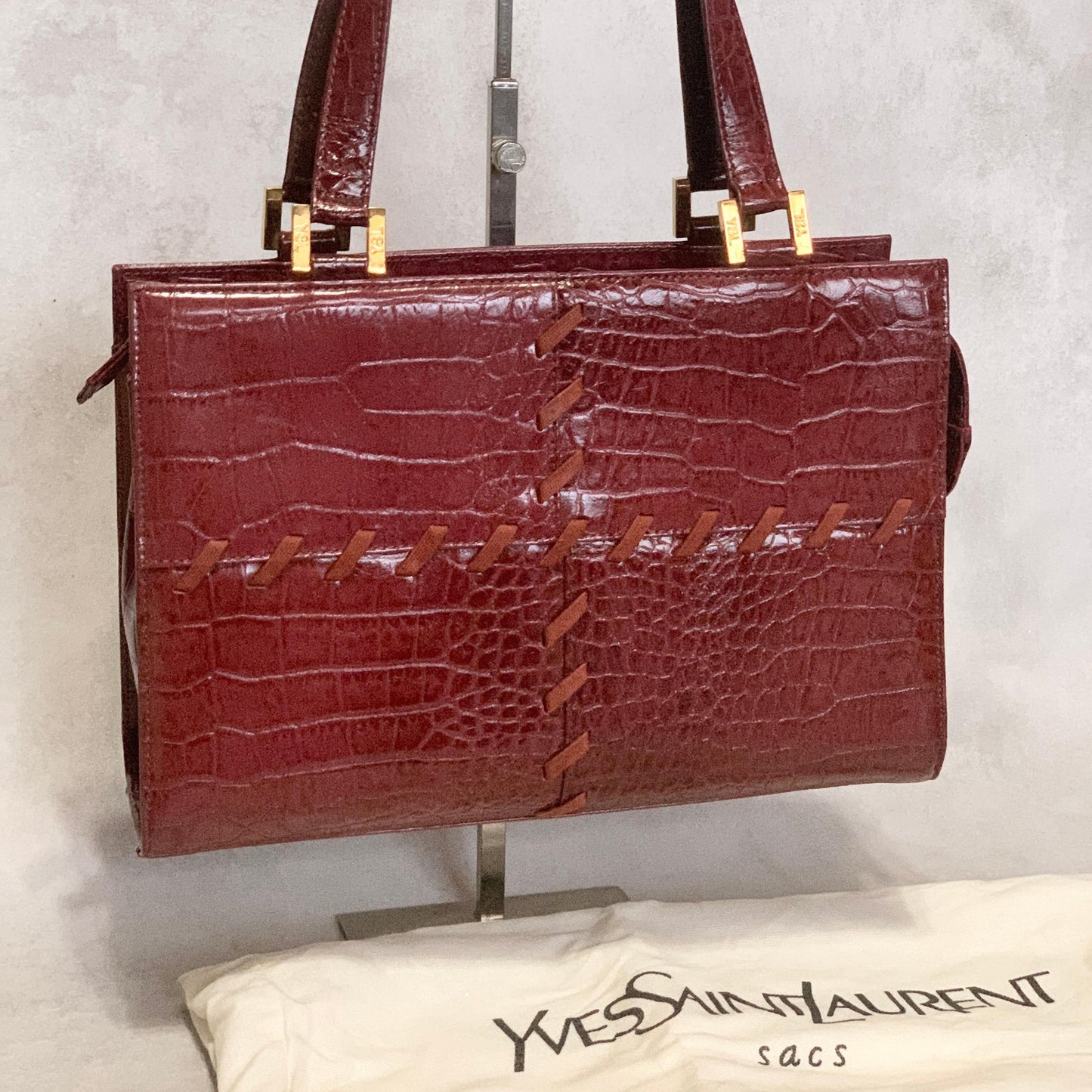 Saint Laurent Bag Logo Hand Tote Purse Leather Red Gold Used Authentic