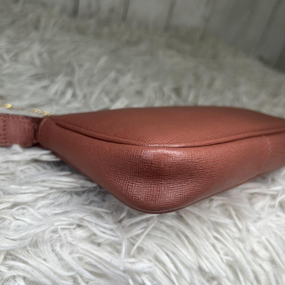 FENDI Accessory Pouch Hand Bag Tote Purse Chain Leather Pink Authentic