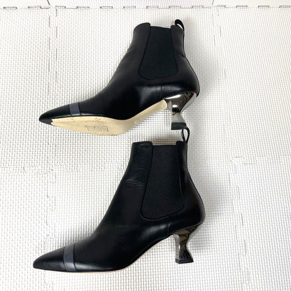FENDI Short Boots Shoes EU 35 US 5 Leather Black Authentic
