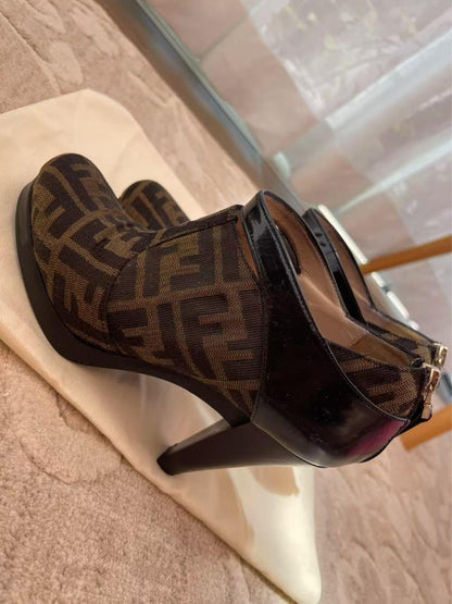 FENDI Short Boots Bootie Shoes FF Zucca EU 37 US 7 Brown Black Authentic