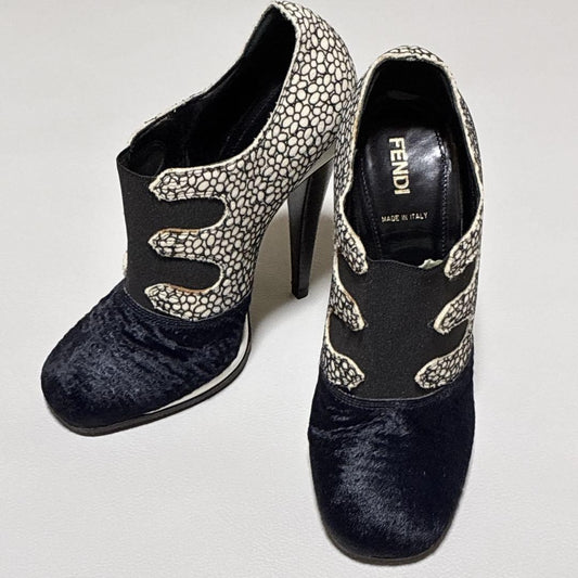 FENDI Short Boots Shoes EU 37 US 7 Black Authentic