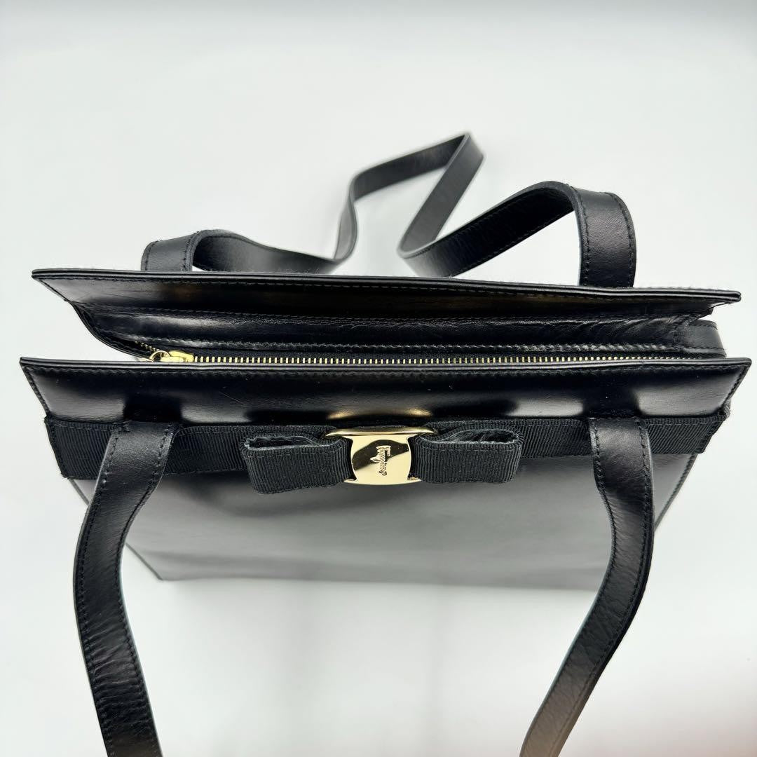 Salvatore Ferragamo handbag Tote Purse VARA RIBBON Leather Black Authentic Used