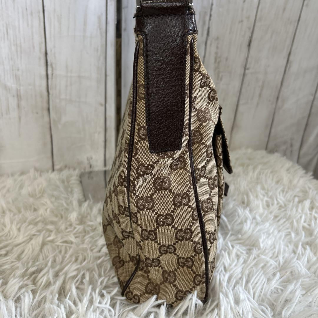 GUCCI Shoulder Bag Purse GG Canvas Leather Authentic Brown