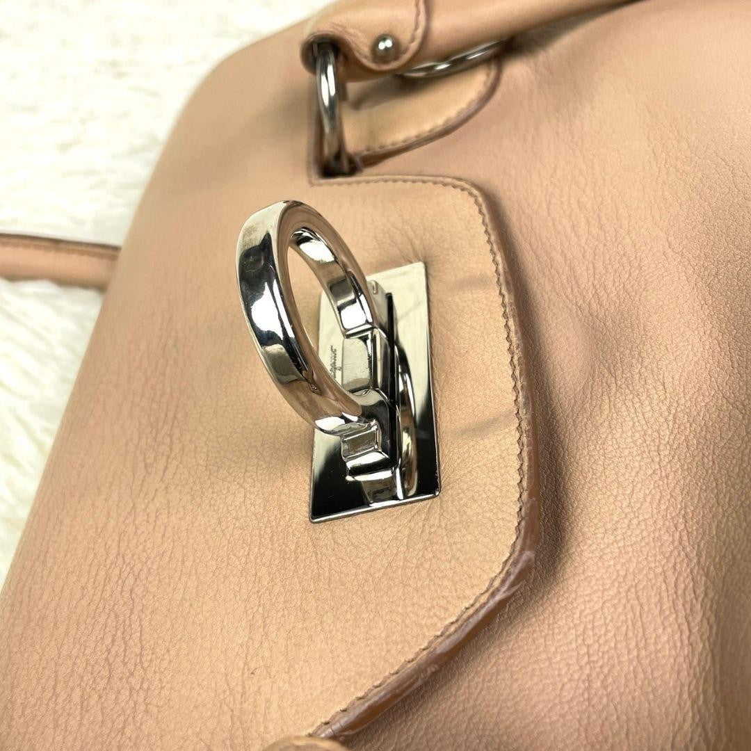 Salvatore Ferragamo Hand Shoulder Bag Tote Purse Gancini Leather Beige Authentic