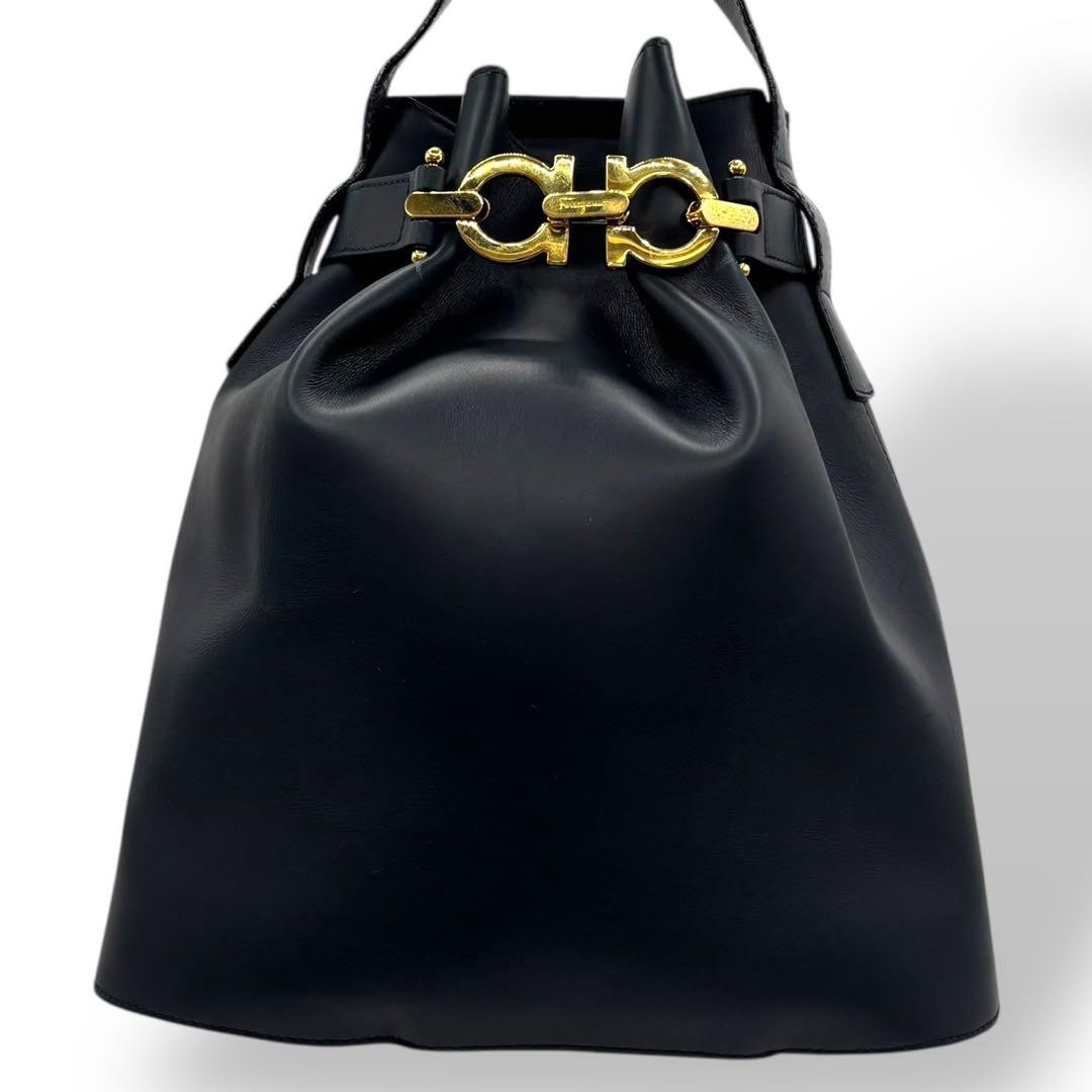 Salvatore Ferragamo Shoulder Bag Purse Gancini Leather Dark Navy Authentic