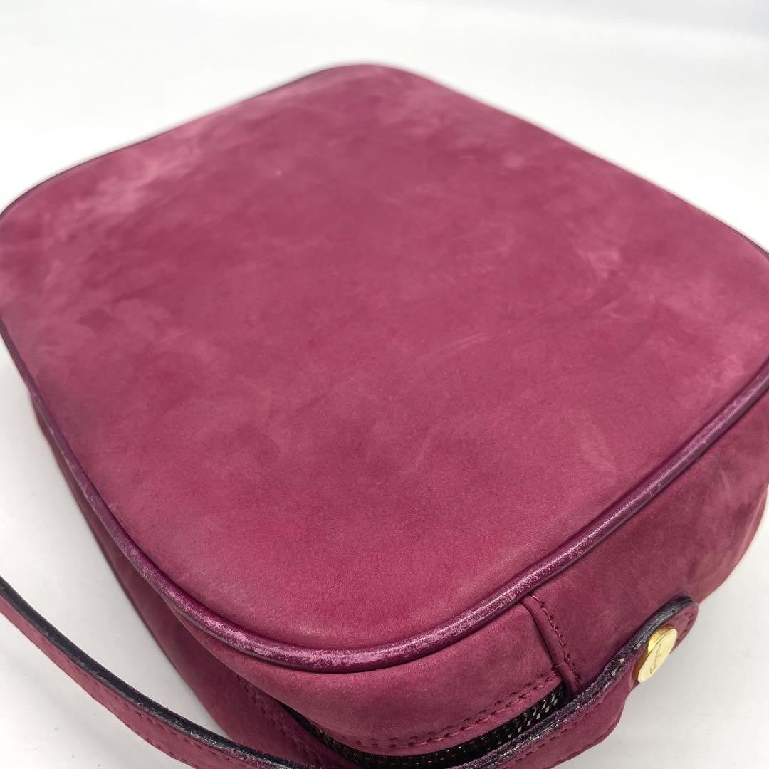 Salvatore Ferragamo Shoulder Bag Purse Vara Suede Leather Bordeaux Authentic