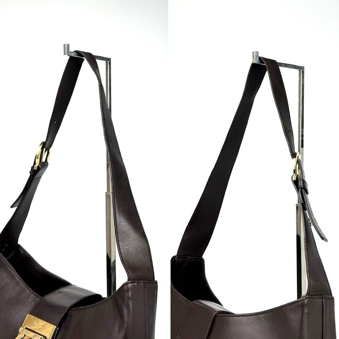 Salvatore Ferragamo Shoulder Bag Purse Gancini Leather Dark Brown Authentic