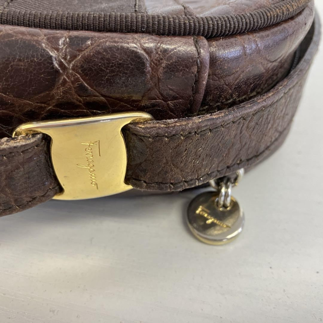 Salvatore Ferragamo VARA RIBBON Purse Shoulder bag Brown Used Women's Authentic