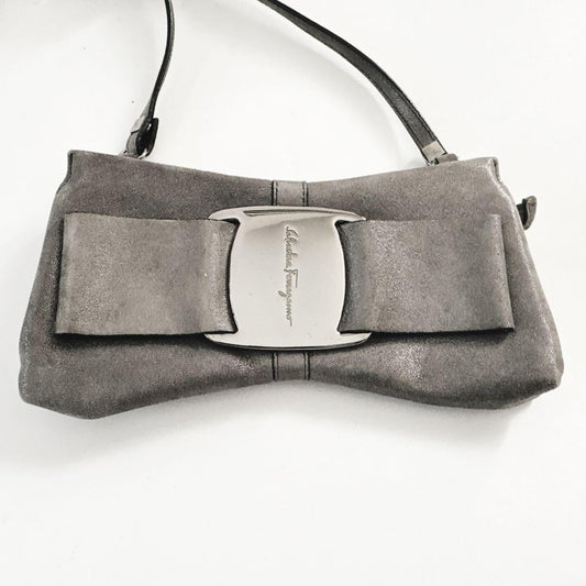 Salvatore Ferragamo Shoulder Bag Purse Accessory Pouch Vara Ribbon Gray Auth